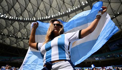 noe dreams|Topless World Cup celebrations spread in Argentina